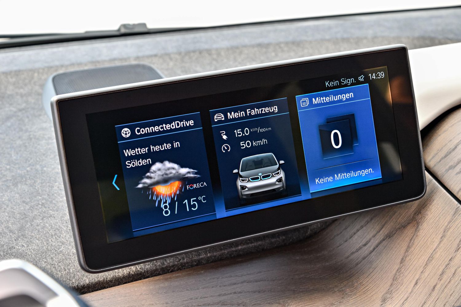 BMW i3 screen