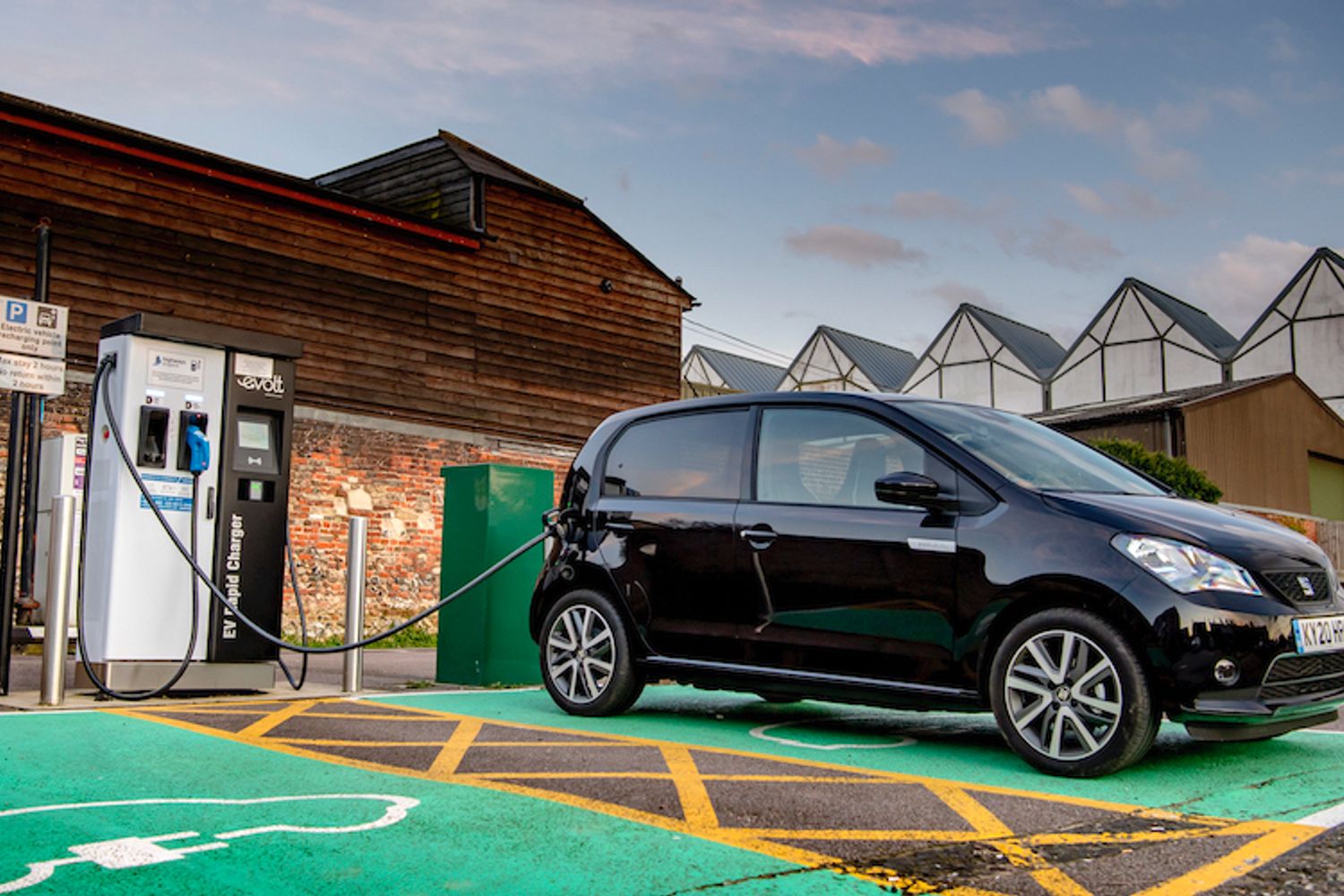 Sear Mii Electric charging at public charge point