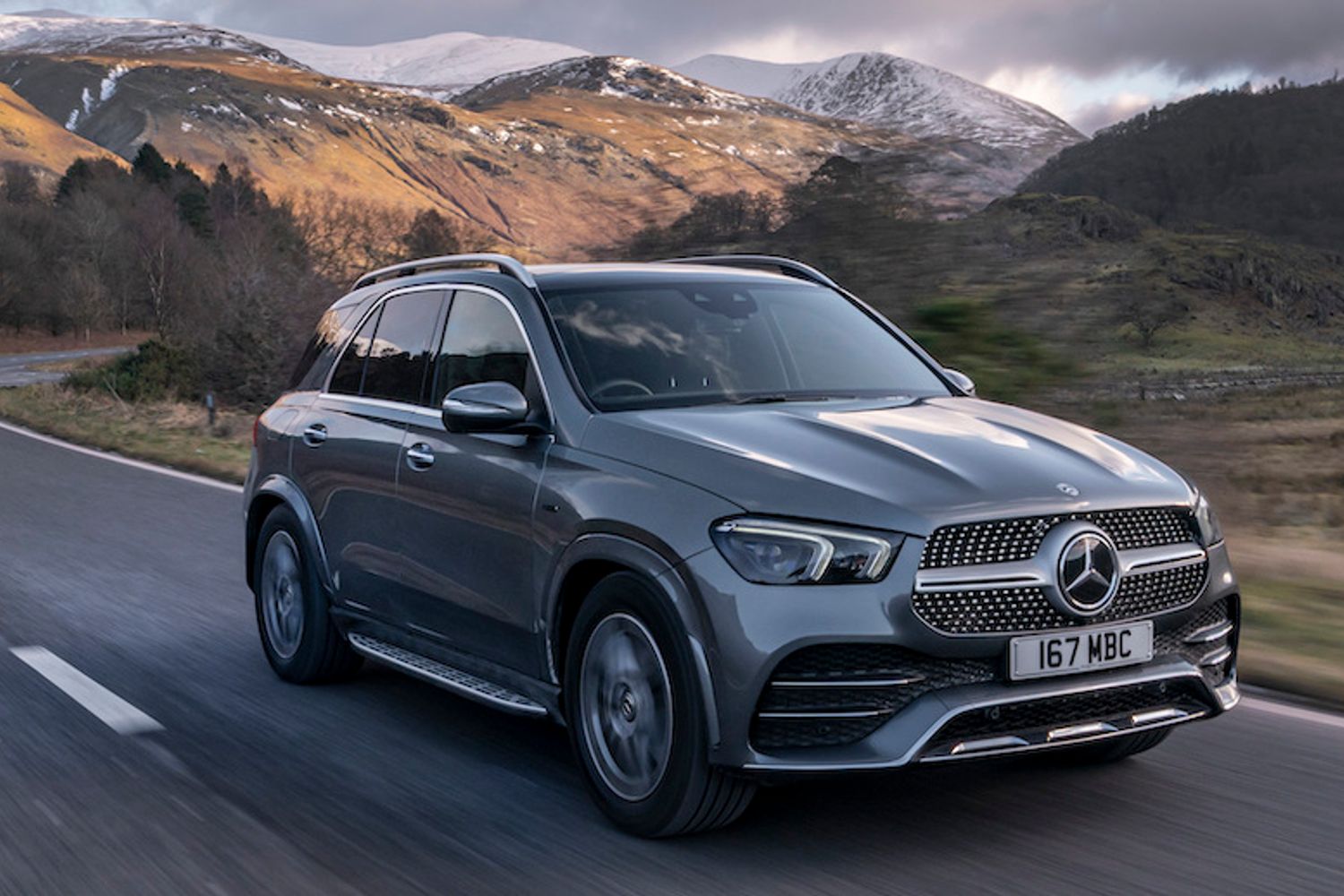 Mercedes-Benz GLE350de4MATIC front action shot, UK registered, mountains in background