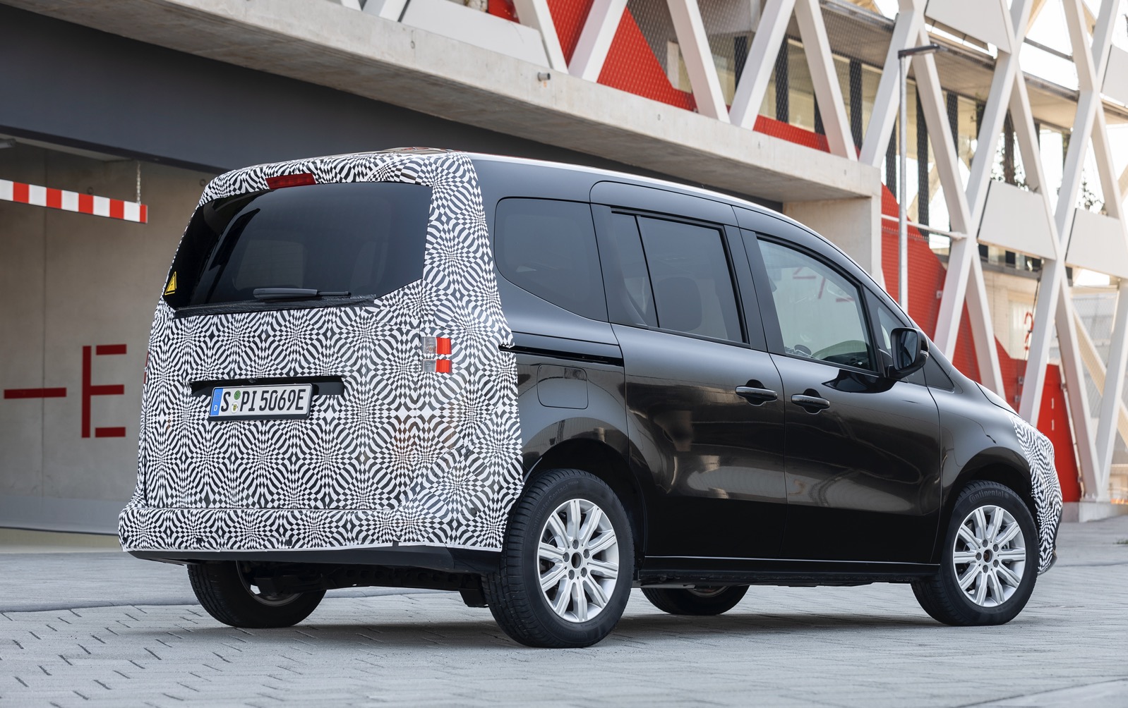 Mercedes EQT prototype, rear static, disguised