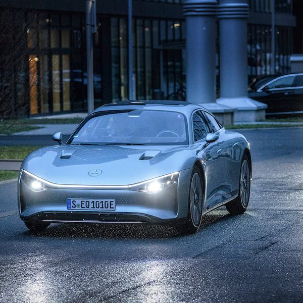 Mercedes EQXX, action, in the rain, front view