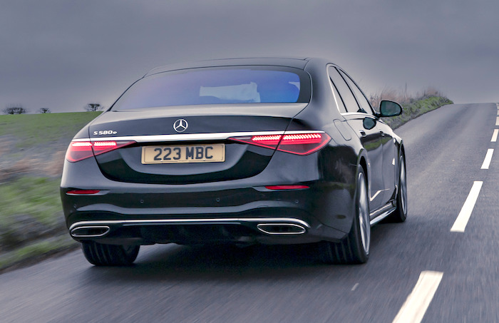 Mercedes S580e rear action, UK registered car