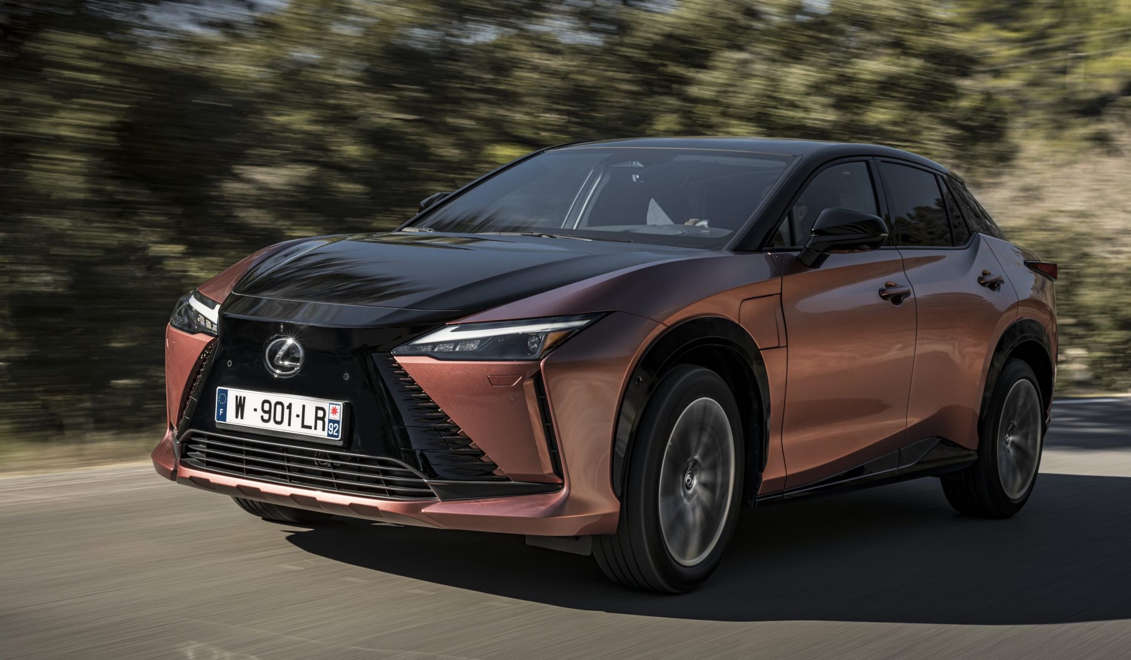 Lexus RZ 450e, front action, two tone copper/black, French registration